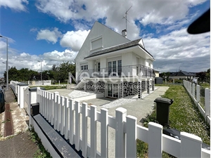 villa à la vente -   41260  LA CHAUSSEE SAINT VICTOR, surface 630 m2 vente villa - UBI479621129